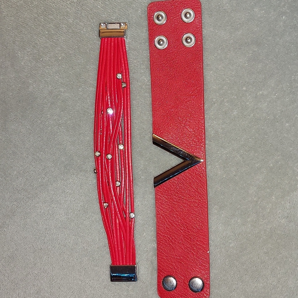 Red Snap Bracelets 2pc Set - Picture 3 of 7